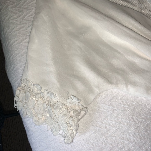 White Summery Romper with Flower Trimmings! - Picture 5 of 5